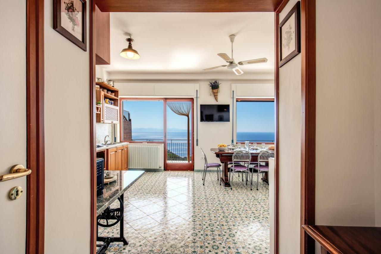 Geca'S House - Panoramic Sea View Studio Massa Lubrense Bagian luar foto