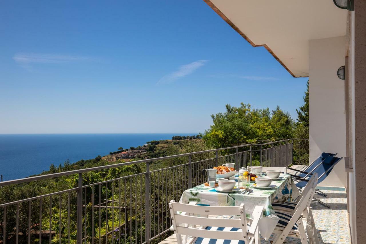 Geca'S House - Panoramic Sea View Studio Massa Lubrense Bagian luar foto