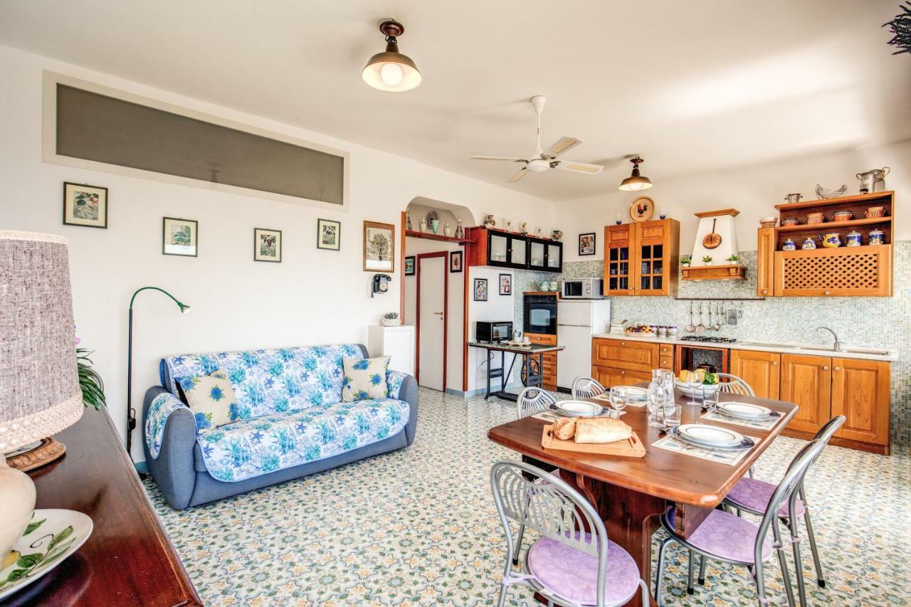 Geca'S House - Panoramic Sea View Studio Massa Lubrense Bagian luar foto